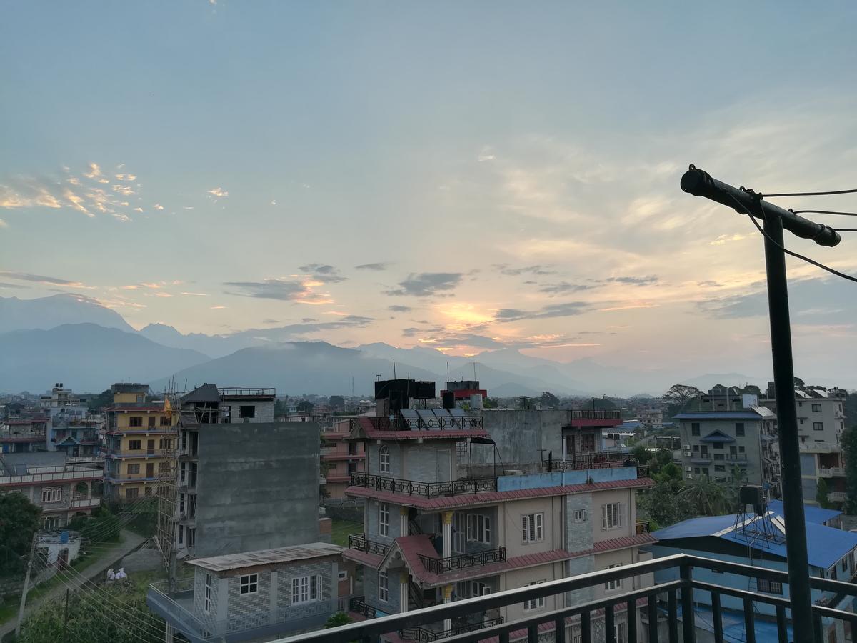 Obey Guest House Pokhara Exteriör bild