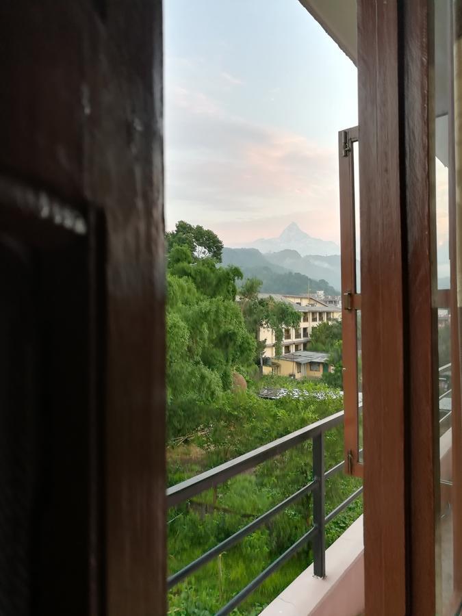 Obey Guest House Pokhara Exteriör bild